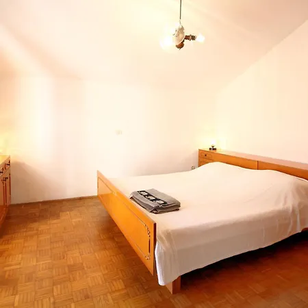 Lush Garden Hideaway Fama Near Portoroz * Secovlje