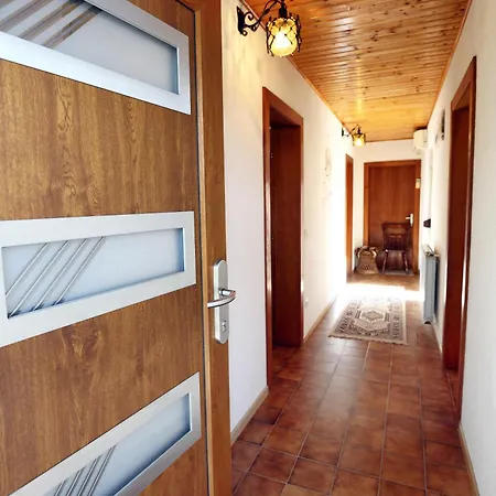 Lush Garden Hideaway Fama Near Portoroz *