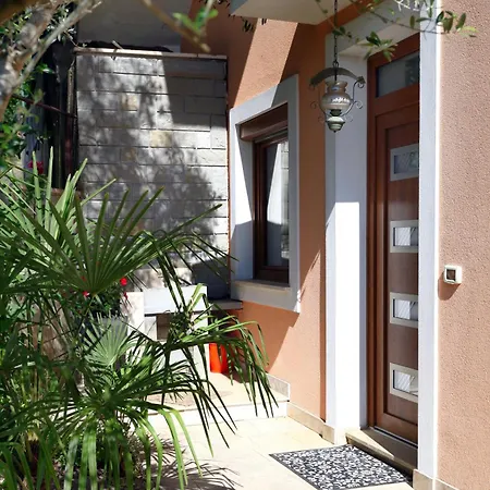 Lush Garden Hideaway Fama Near Portoroz * Sečovlje