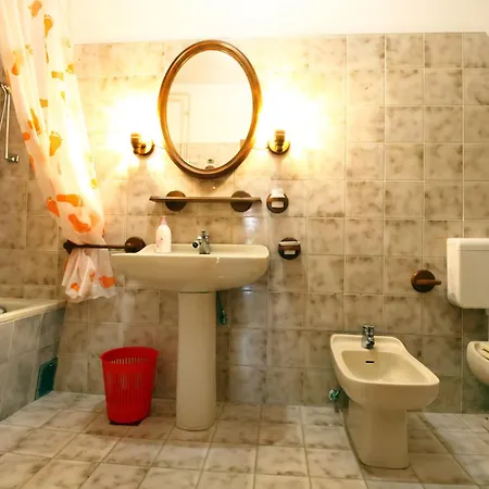 Lush Garden Hideaway Fama Near Portoroz Apartamento Sečovlje