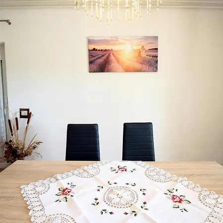 Apartamento Lush Garden Hideaway Fama Near Portoroz