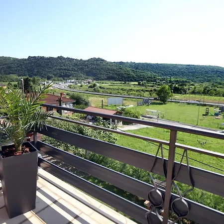 Lush Garden Hideaway Fama Near Portoroz * Secovlje