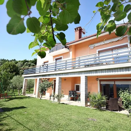Lush Garden Hideaway Fama Near Portoroz *