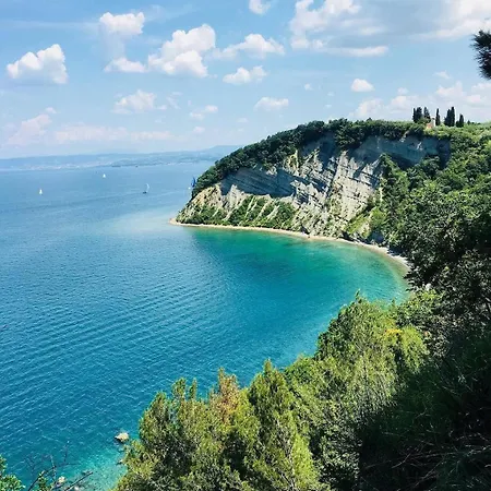 Lush Garden Hideaway Fama Near Portoroz *